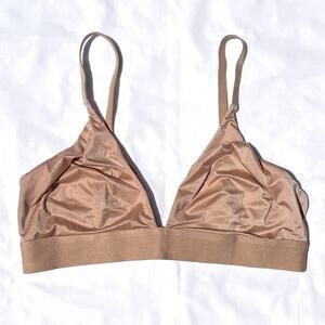 Negative Glacé Wire Free Triangle Bra Size 4 Beige 32C 34C 34C 34D